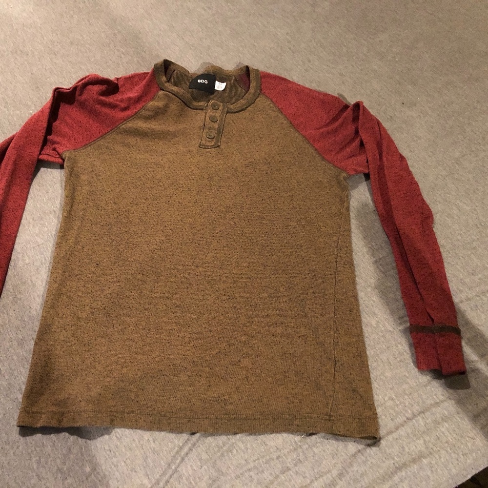 Mens Small BDG long sleeve shirt
